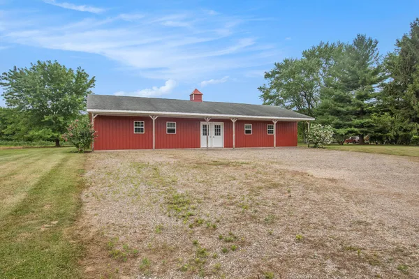 $219,900 | 62099 M-43, Bangor, MI 49013