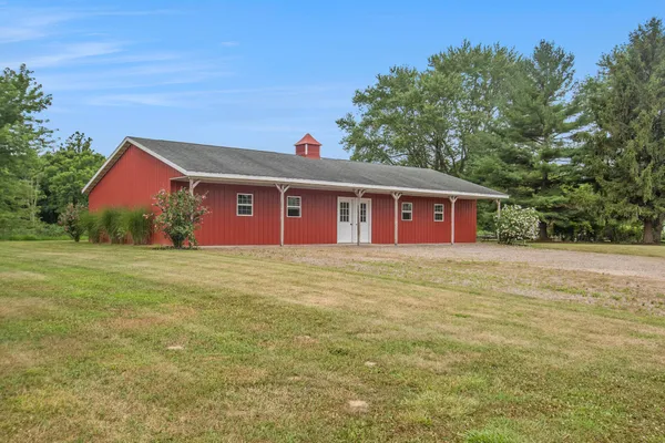 $219,900 | 62099 M-43, Bangor, MI 49013
