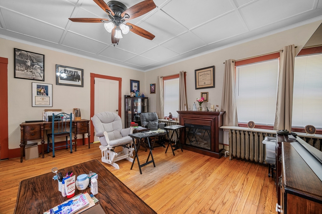 14 Poplar Street Danvers, MA 01923 - Photo 33 of 38