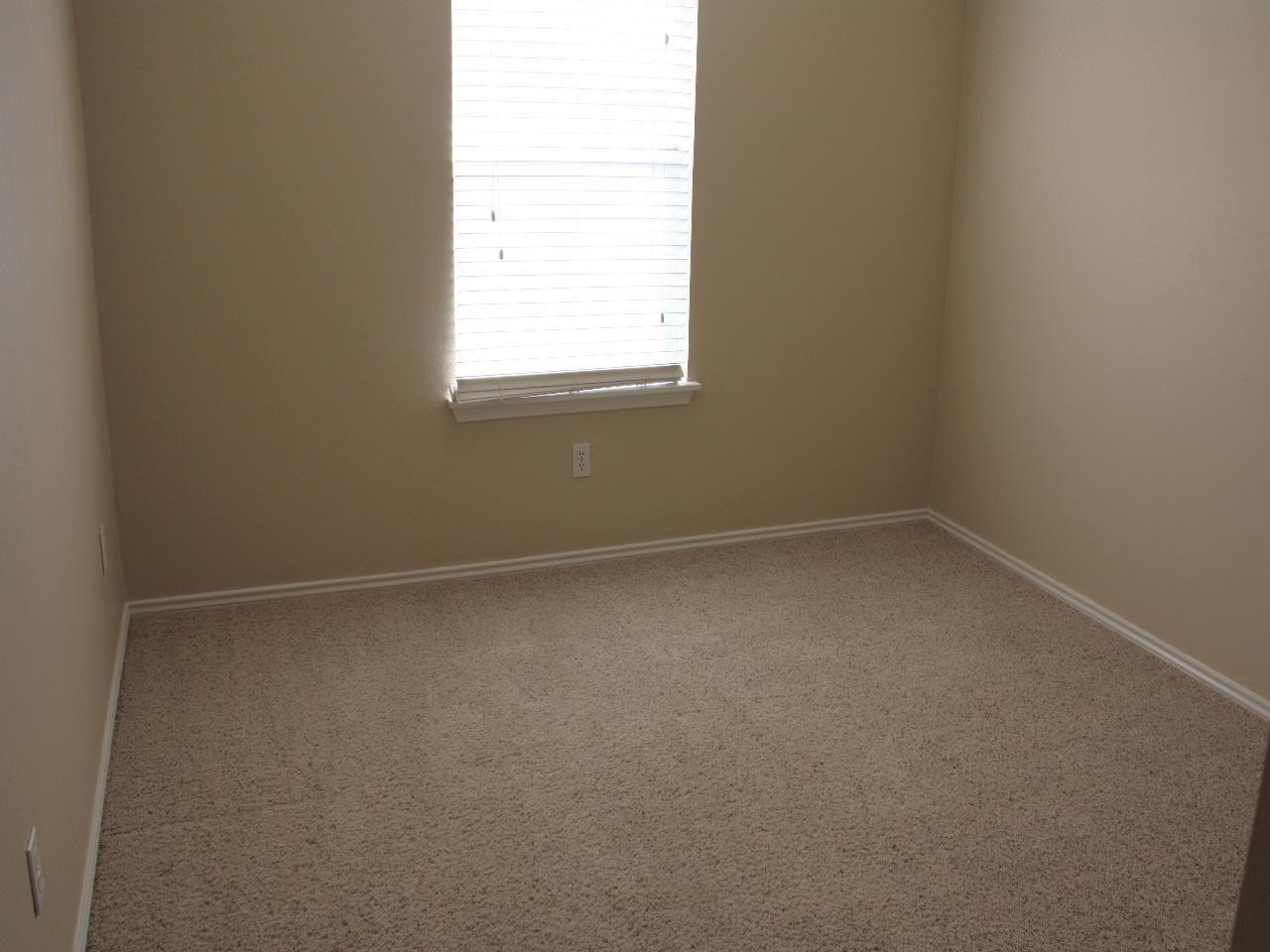 6107 14th Street Lubbock, TX 79416 - Photo 4 of 9 Photo 4