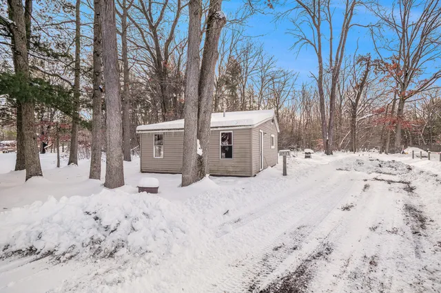 $79,900 | 2479 East McMillan Road, Twin Lake, MI 49457