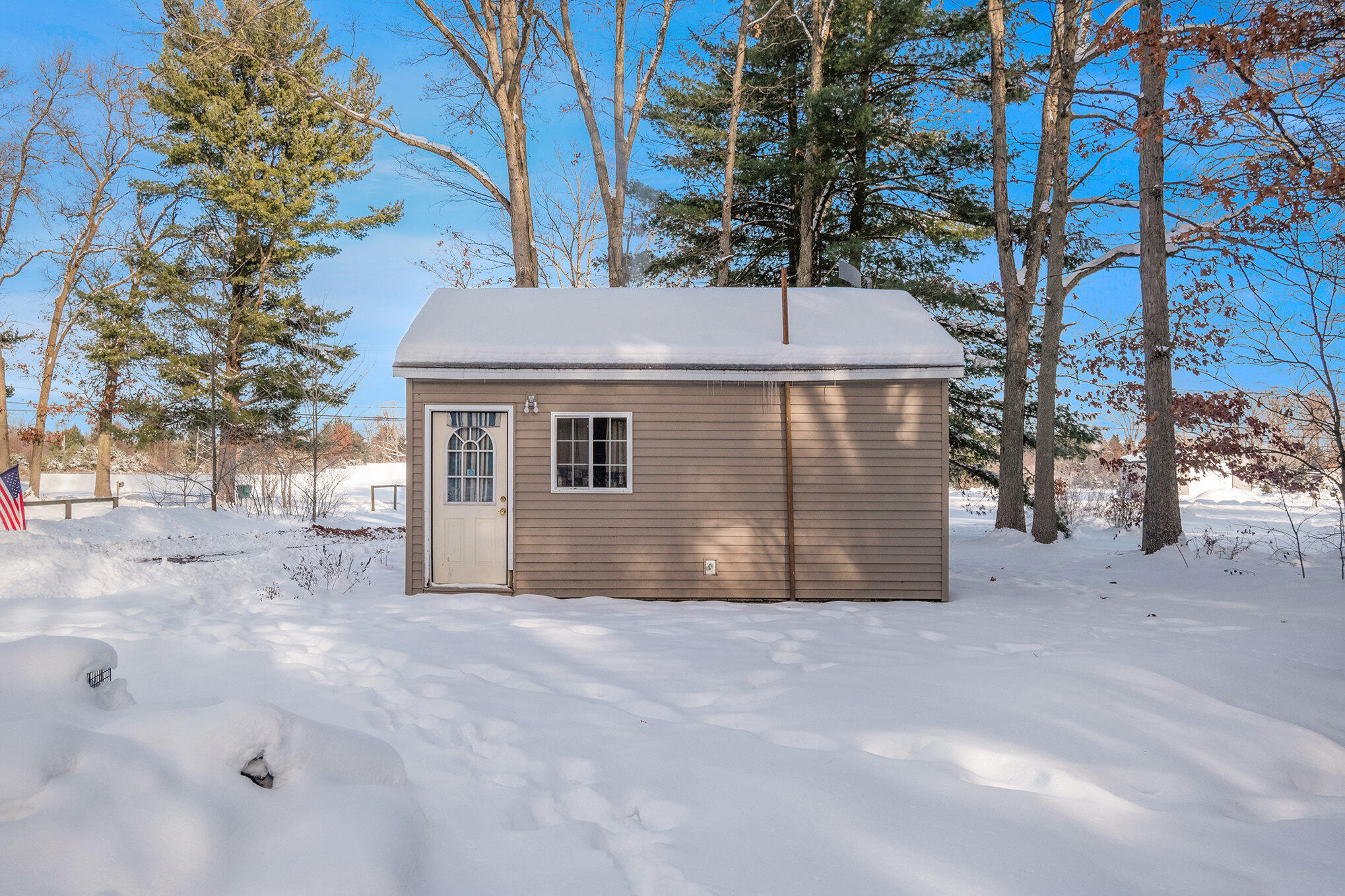 2479 East McMillan Road Twin Lake, MI 49457 - Photo 16 of 22 015_file_123