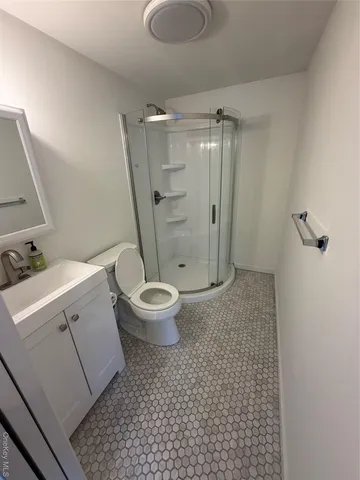 $1,900 | Undisclosed Address, Hampton Bays, NY 11946