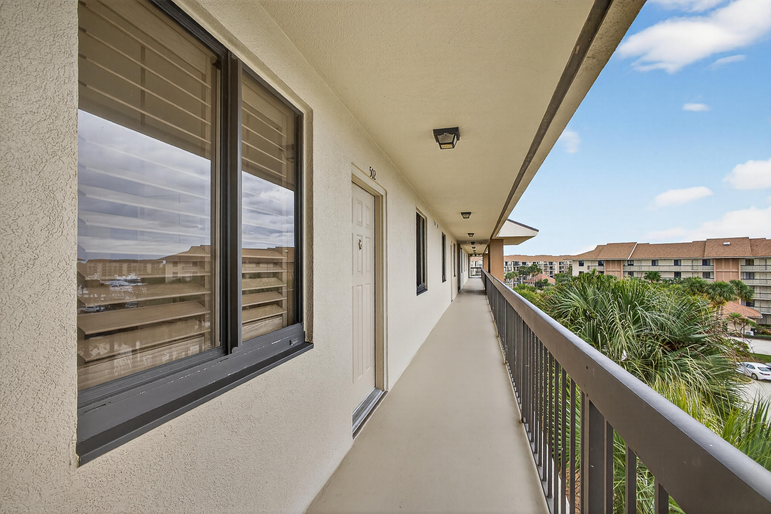 1801 Marina Isle Way, Unit 502 Jupiter, FL 33477 - Photo 23 of 37 Entrance