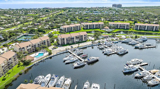 $520,000 | 1801 Marina Isle Way, Unit 502, Jupiter, FL 33477