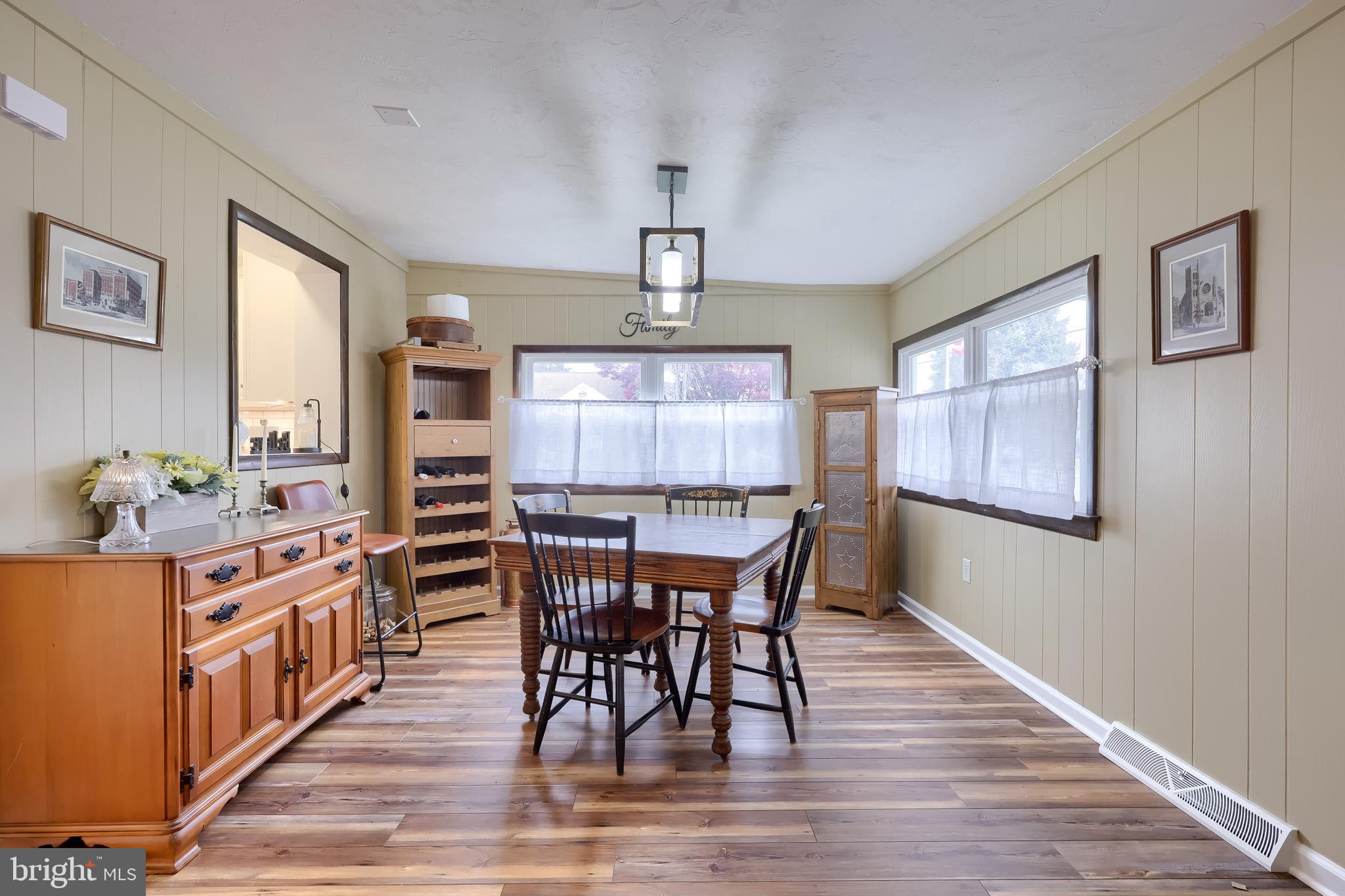 2000 Filbert Street York, PA 17404 - Photo 21 of 41 a dining room with furniture and window