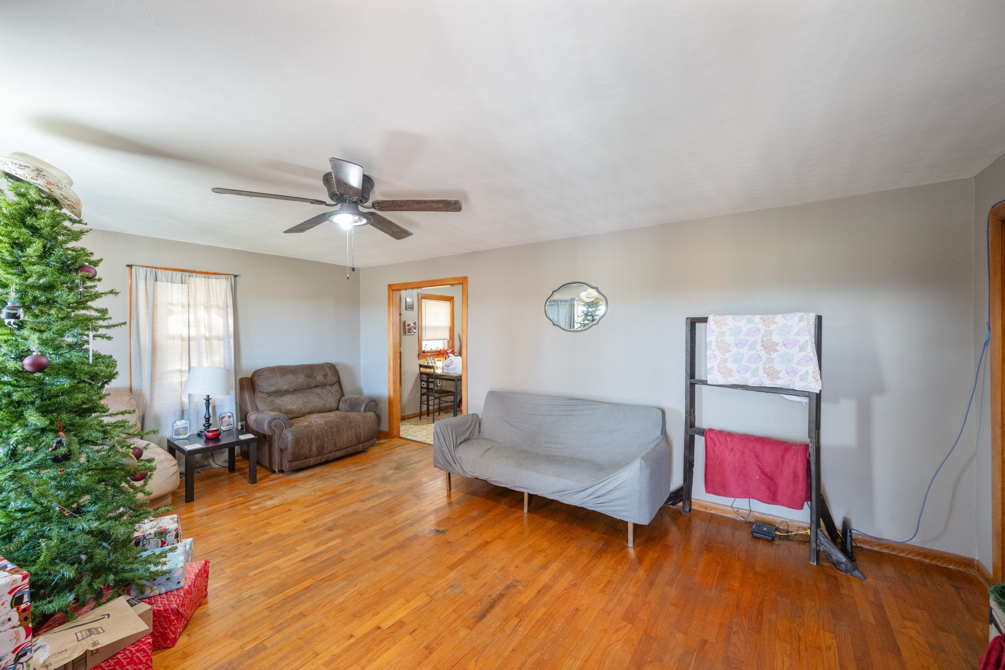 2095 Bible Hill Road Parsons, TN 38363 - Photo 11 of 20 a living room with furniture and a window