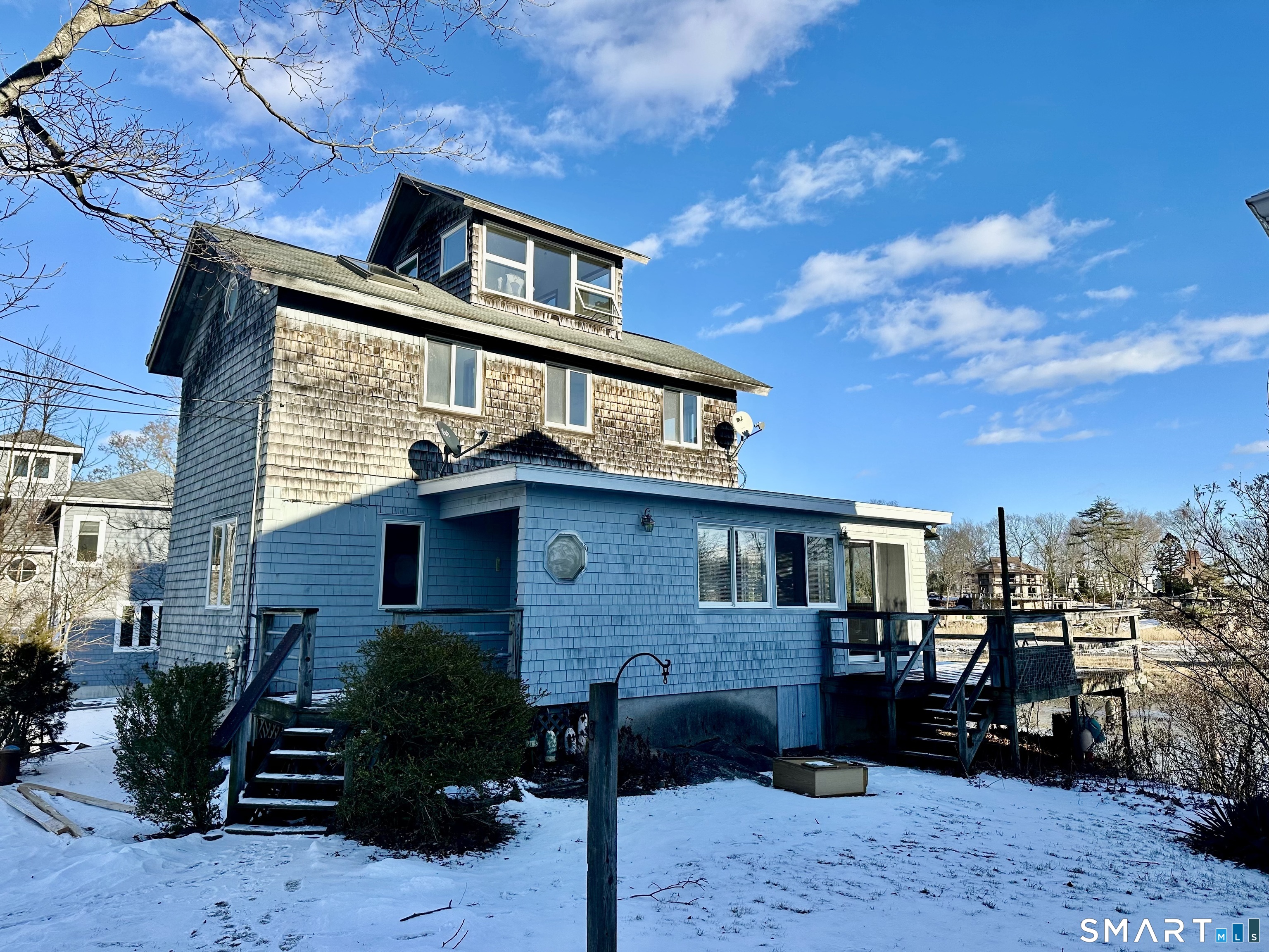 52 Brown Road East Haven, CT 06512 - Photo 3 of 22