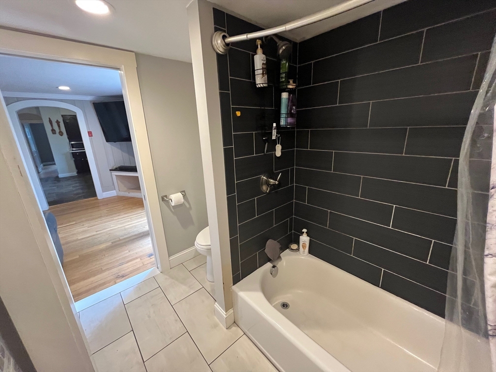 4 Summit Street Waltham, MA 02451 - Photo 10 of 22 Gallery Image 10