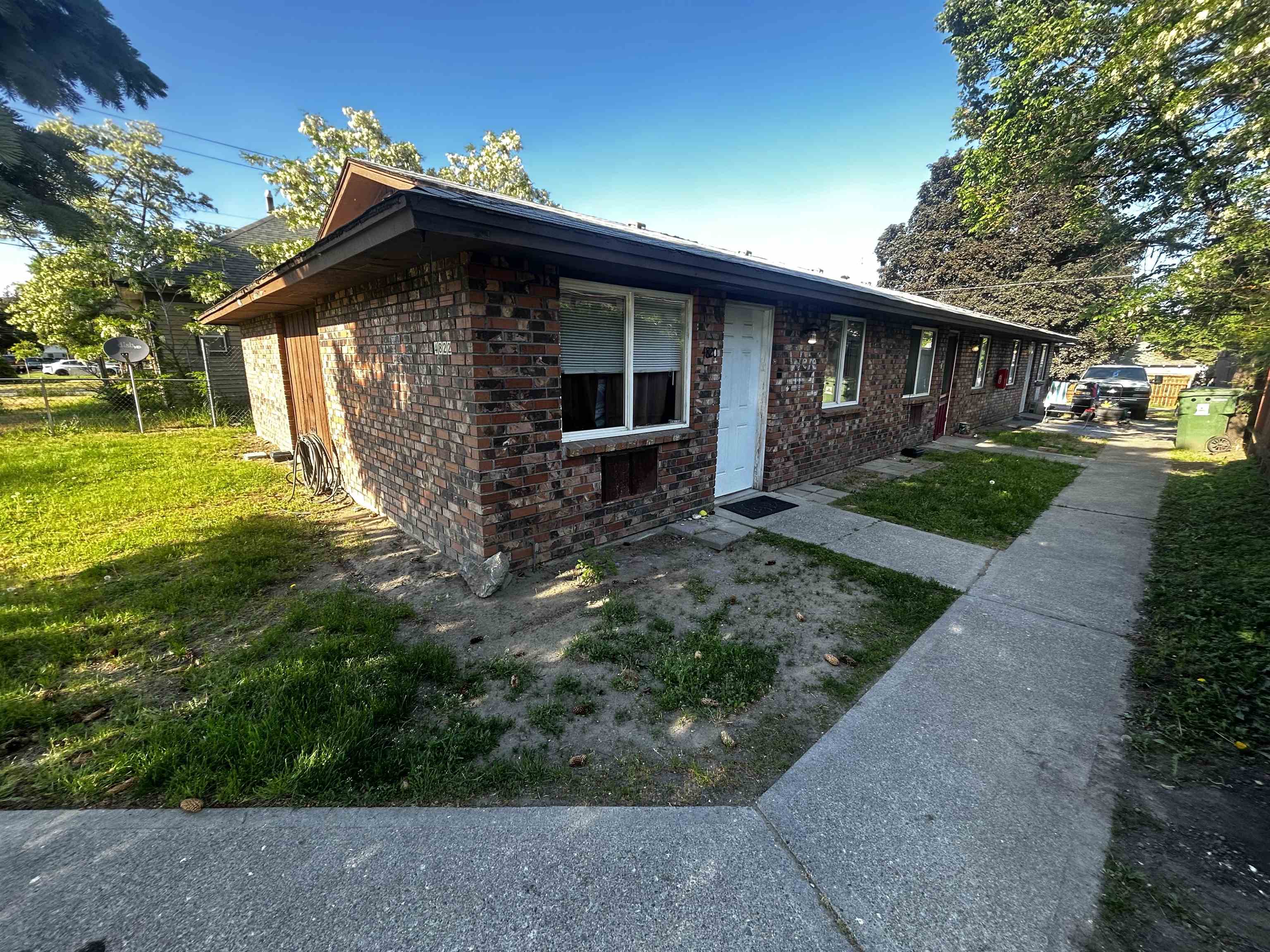 4822 North Lee Street Spokane, WA 99207 - Photo 6 of 10