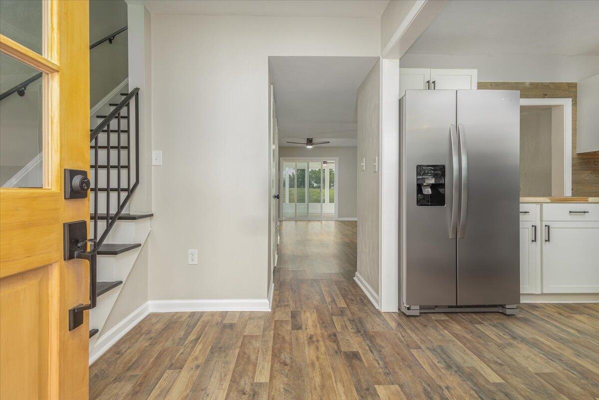 2303 Ranch Road Northwest Roanoke, VA 24017 - Photo 5 of 28 05-2303 Ranch Rd NW_05