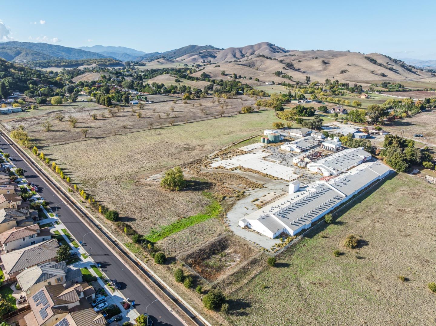 1180 Day Road Gilroy, CA 95020 - Photo 7 of 15 a view of a terrace with a outdoor