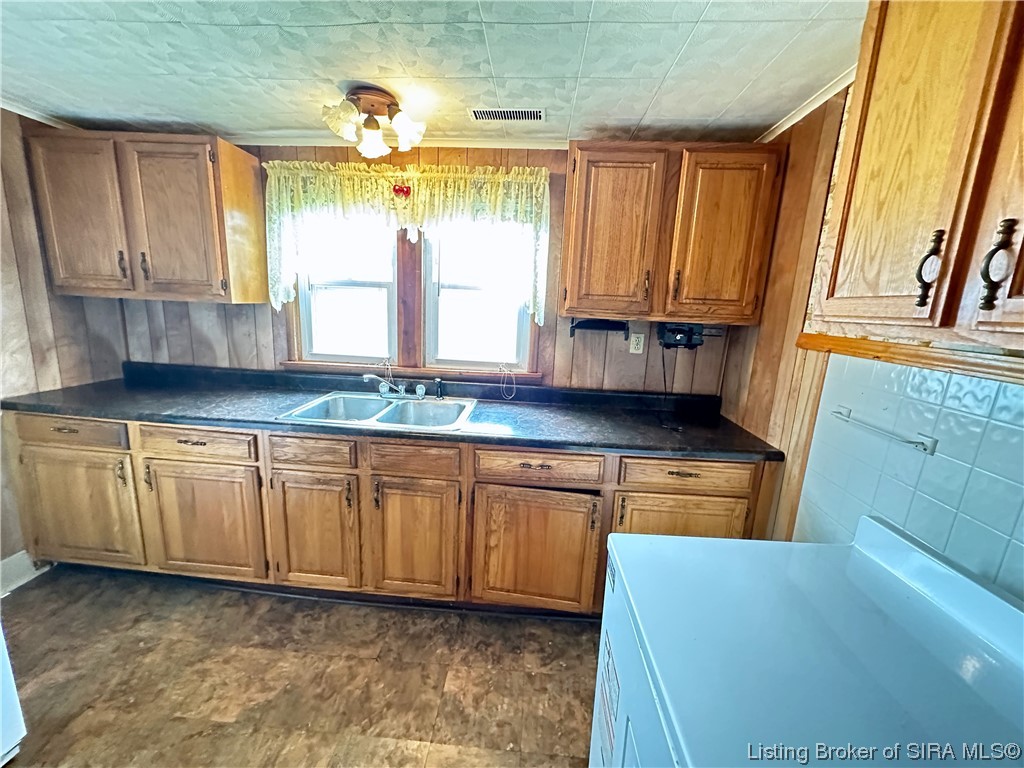 8255 Rabbit Hash Road Southeast Elizabeth, IN 47117 - Photo 5 of 34