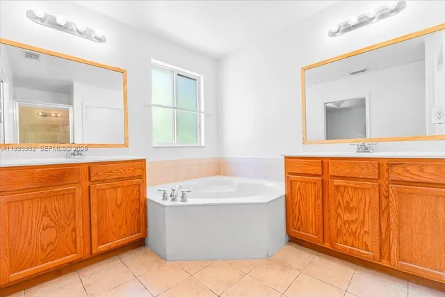 $419,900 | 21007 Northwest 14th Place, Unit 351, Miami Gardens, FL 33169