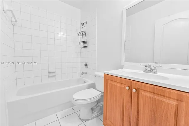 $419,900 | 21007 Northwest 14th Place, Unit 351, Miami Gardens, FL 33169