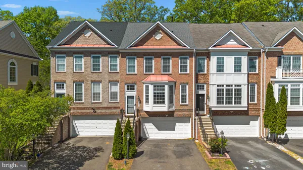 $550,000 | 17572 Victoria Falls Drive, Dumfries, VA 22025