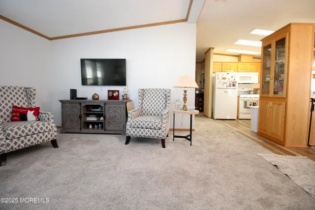 $287,500 | 75 Robin Place, Freehold, NJ 07728