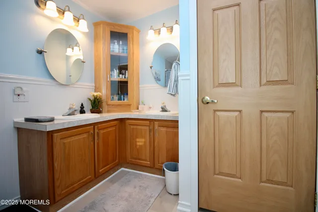 $287,500 | 75 Robin Place, Freehold, NJ 07728