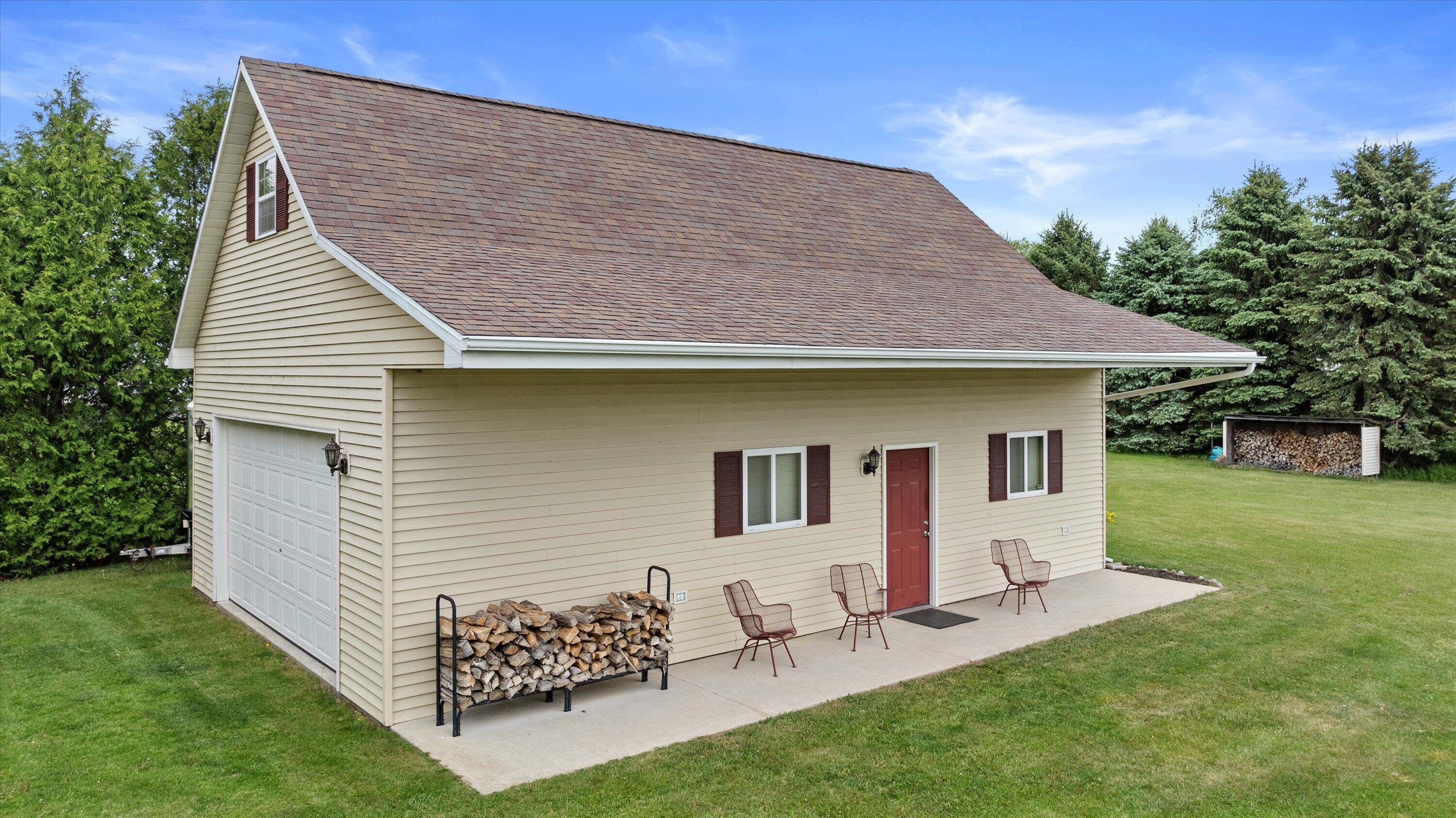 7720 Orchard Valley Road Farmington, WI 53090 - Photo 2 of 36 Extra Garage w/Loft