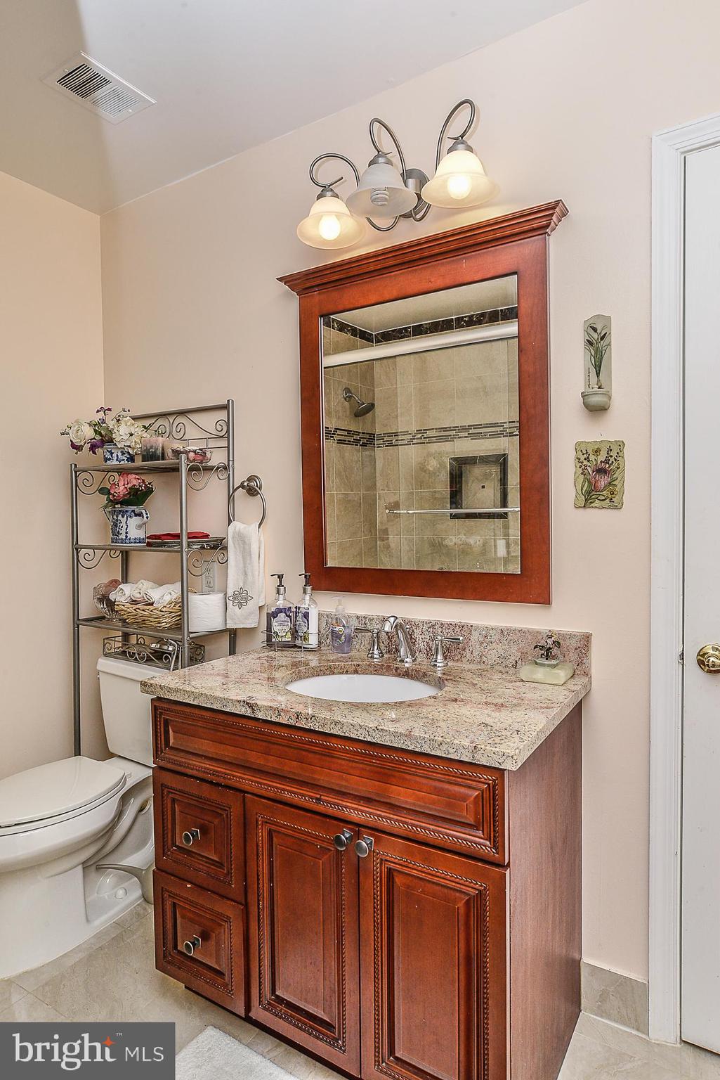 1011 Utterback Store Road Great Falls, VA 22066 - Photo 14 of 28 Gallery Image 14