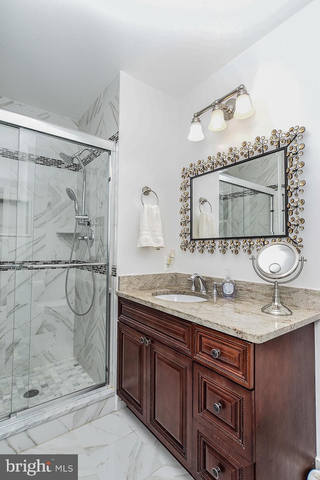 1011 Utterback Store Road Great Falls, VA 22066 - Photo 15 of 28 Gallery Image 15
