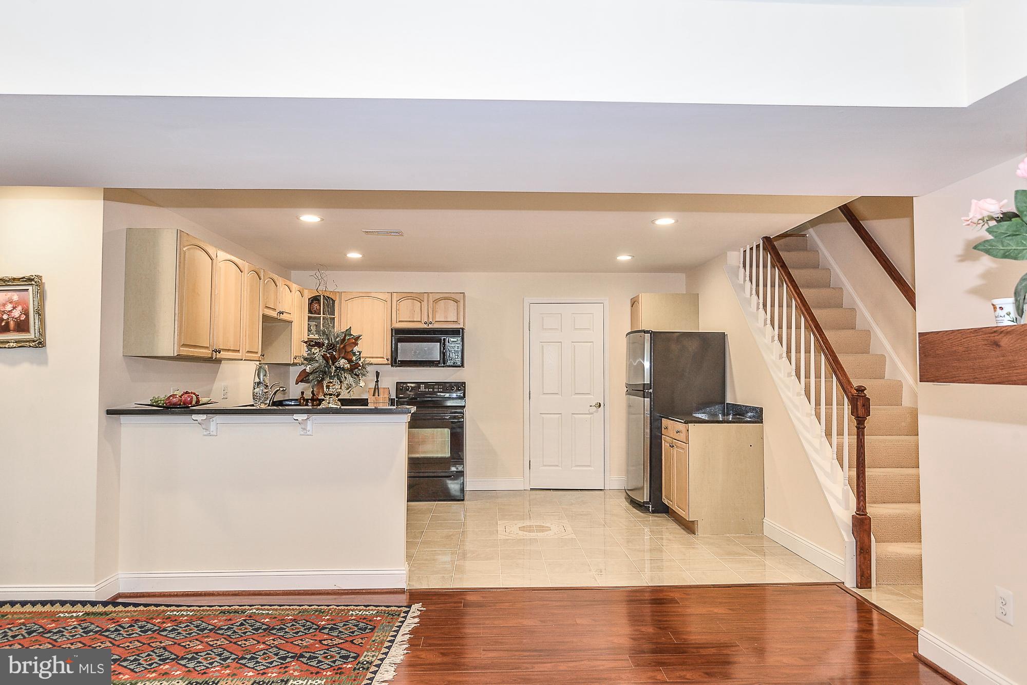 1011 Utterback Store Road Great Falls, VA 22066 - Photo 17 of 28 Gallery Image 17