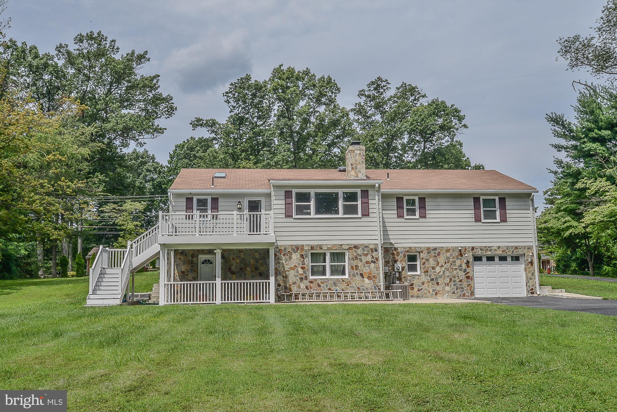 1011 Utterback Store Road Great Falls, VA 22066 - Photo 23 of 28 Gallery Image 23