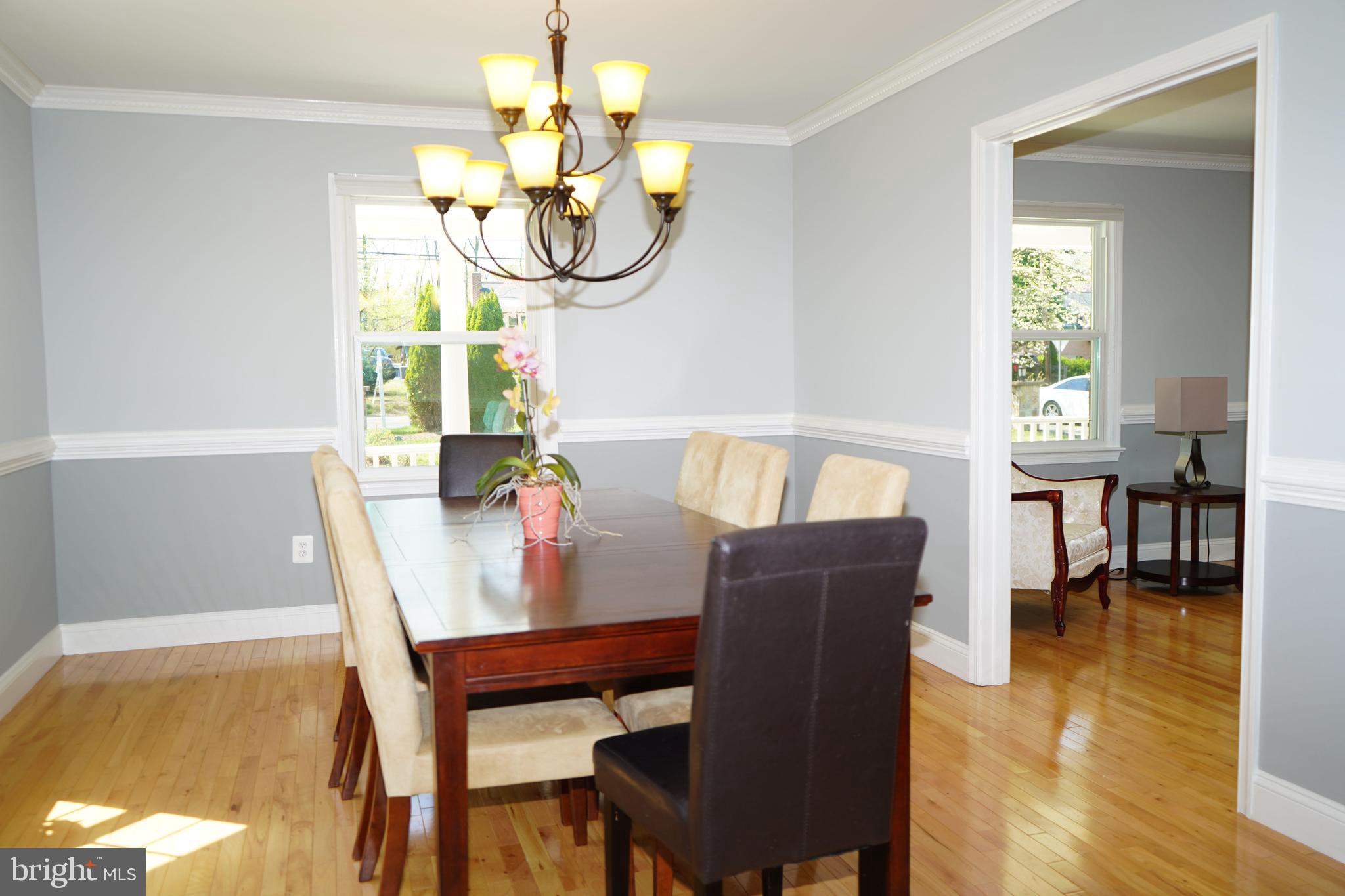 1011 Utterback Store Road Great Falls, VA 22066 - Photo 6 of 28 Gallery Image 6