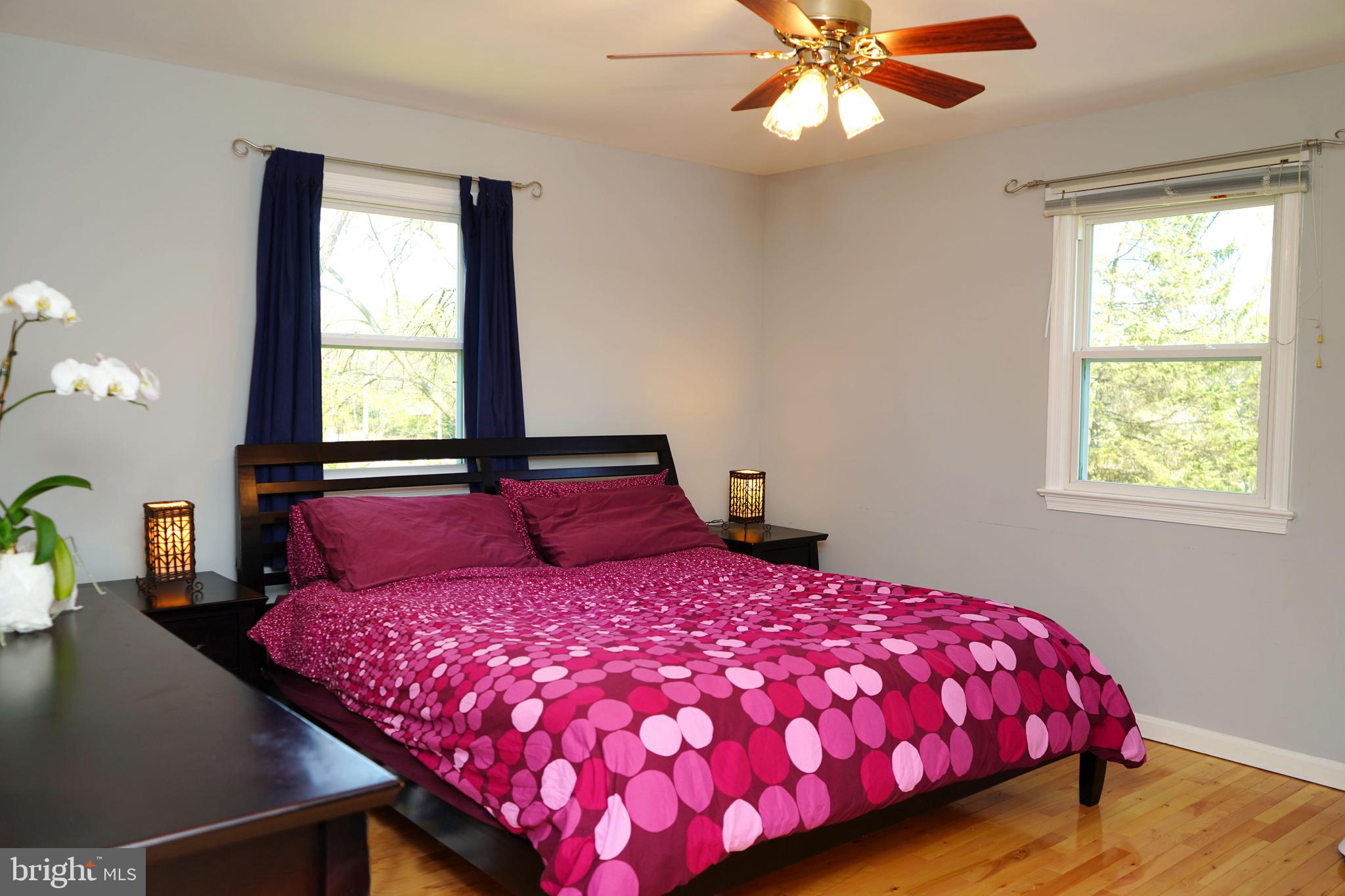 1011 Utterback Store Road Great Falls, VA 22066 - Photo 7 of 28 Gallery Image 7