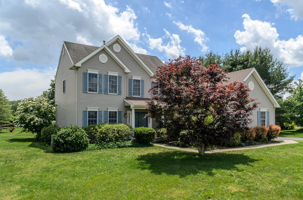 99 Gavins Pond Road Sharon, MA 02067 - Photo 1 of 18 Gallery Image 1
