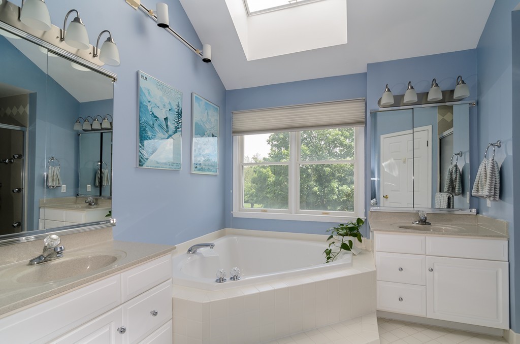 99 Gavins Pond Road Sharon, MA 02067 - Photo 13 of 18 Gallery Image 13