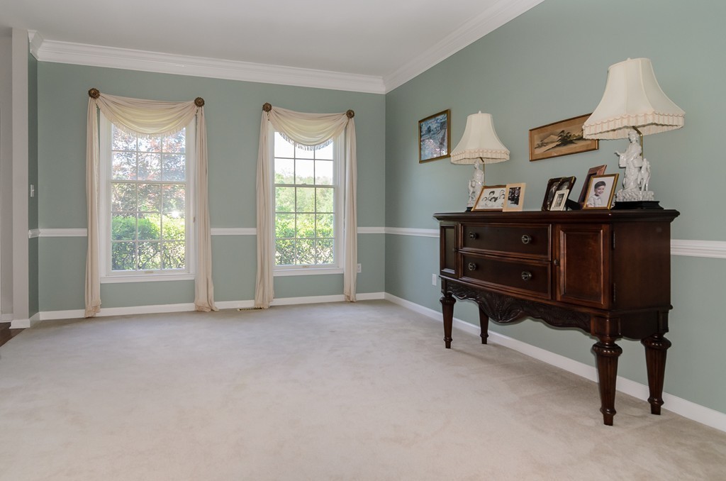 99 Gavins Pond Road Sharon, MA 02067 - Photo 7 of 18 Gallery Image 7