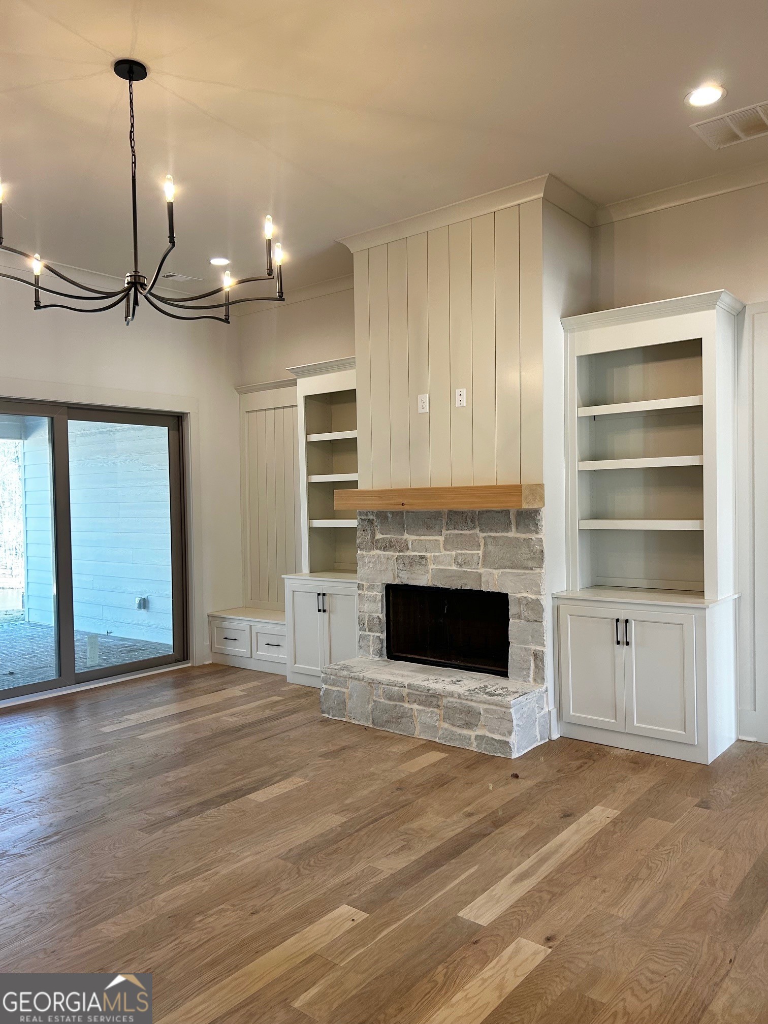 158 Snug Harbor Place Newnan, GA 30263 - Photo 21 of 94 a view of a livingroom with a fireplace