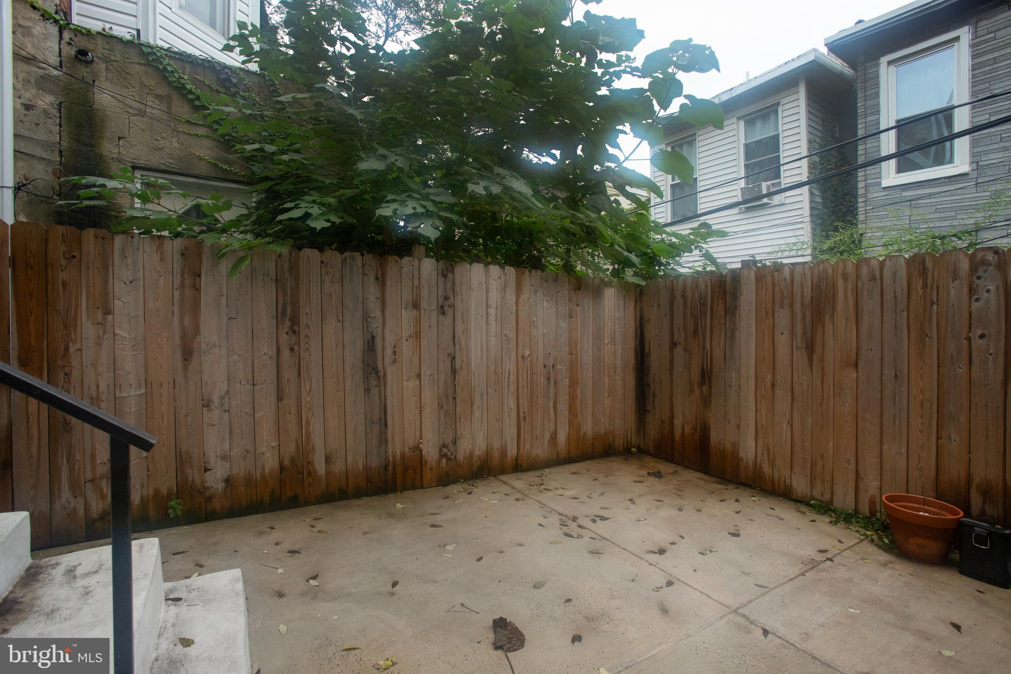 1750 North 25th Street Philadelphia, PA 19121 - Photo 36 of 37 a view of wooden fence