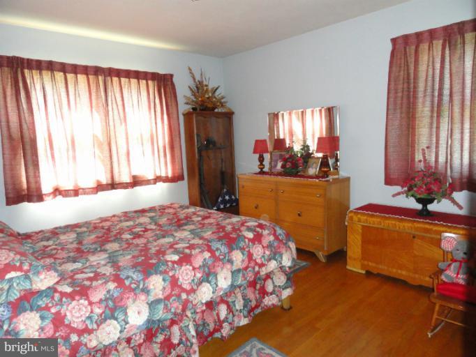17112 Lappans Road Hagerstown, MD 21740 - Photo 1 of 30 Bedroom
