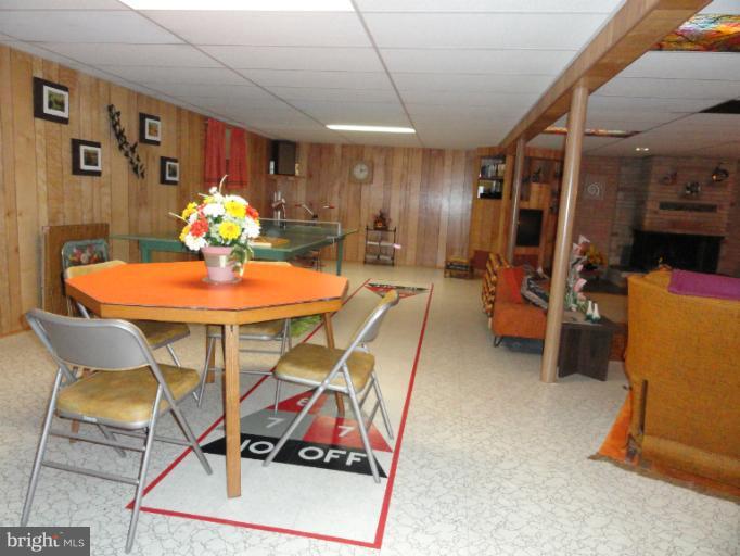 17112 Lappans Road Hagerstown, MD 21740 - Photo 25 of 30 Family Room 2