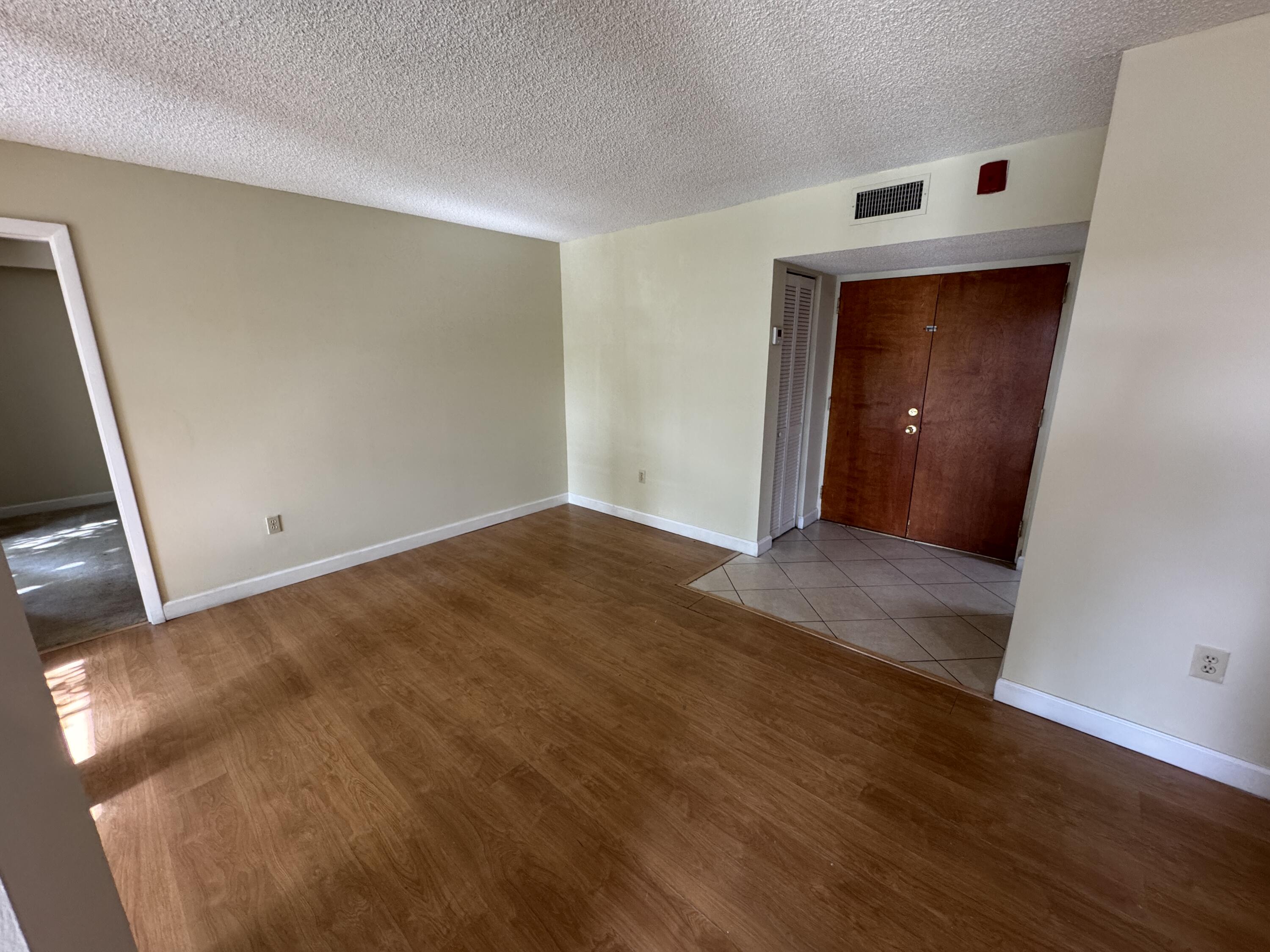 11780 Southwest 18th Street, Unit 3182 Miami, FL 33175 - Photo 4 of 20 5