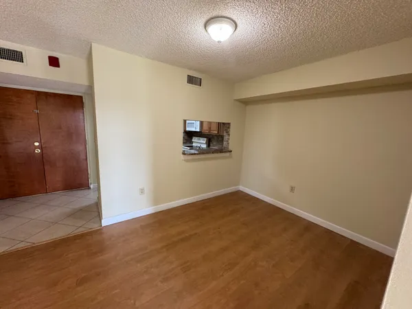 $2,100 | 11780 Southwest 18th Street, Unit 3182, Miami, FL 33175