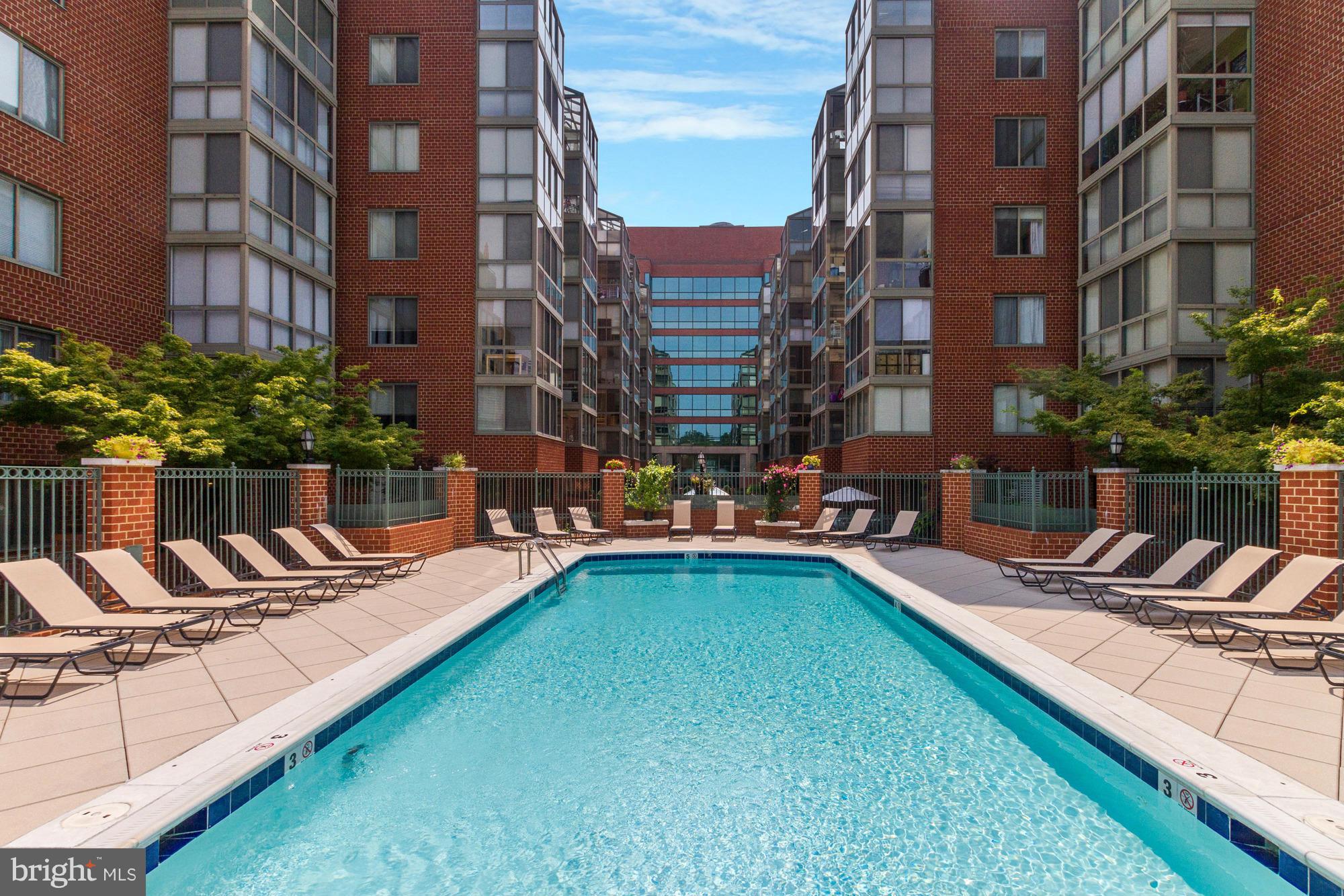 1045 North Utah Street, Unit 2105 Arlington, VA 22201 - Photo 12 of 15 Exterior (General)