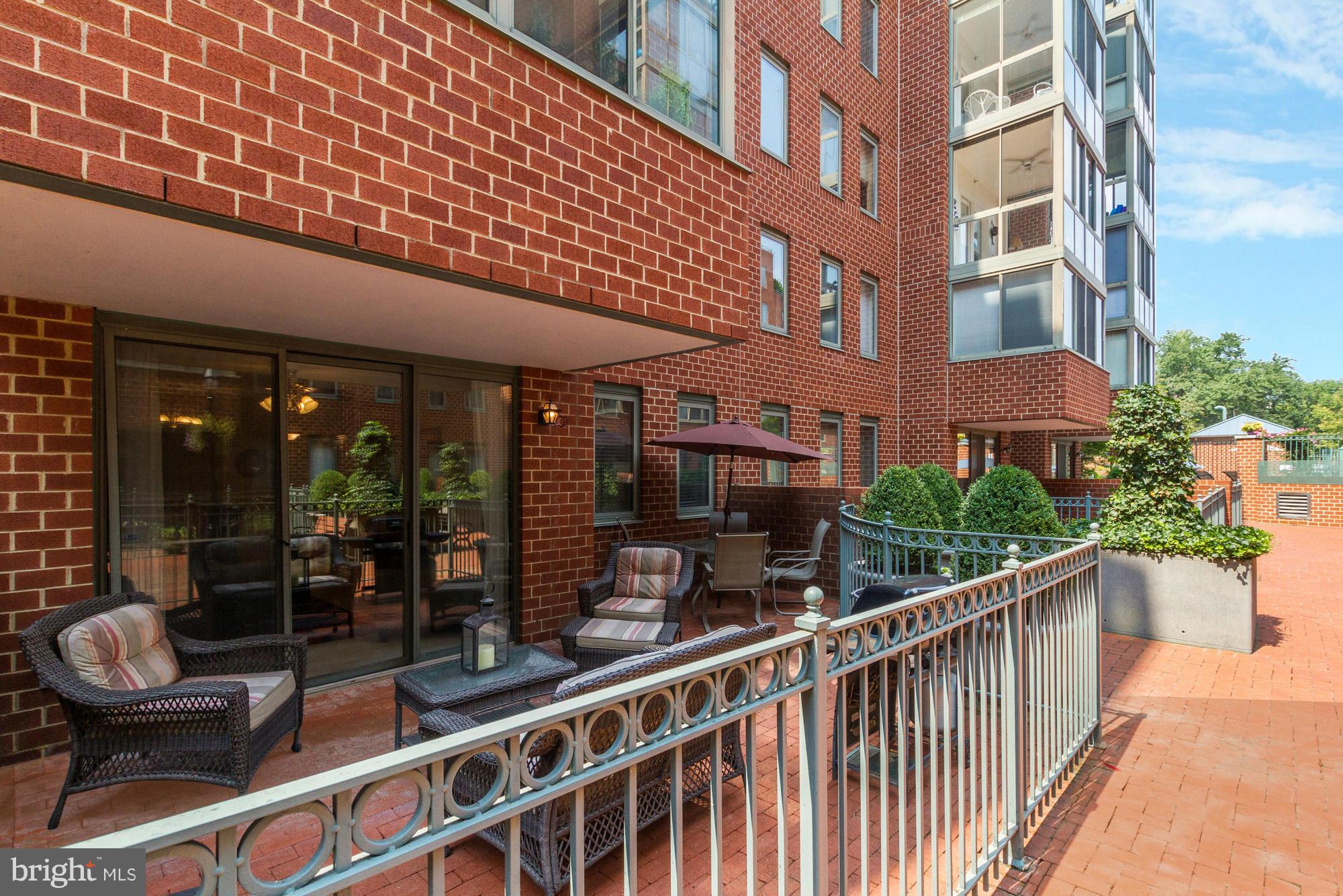 1045 North Utah Street, Unit 2105 Arlington, VA 22201 - Photo 13 of 15 Exterior (Rear)