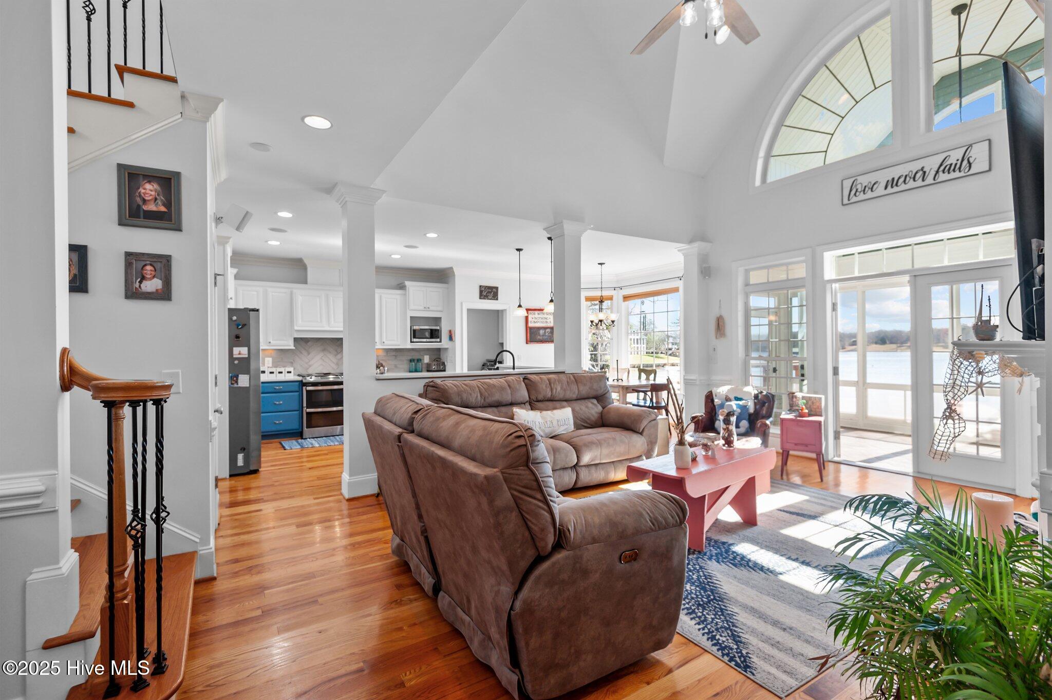 609 Long Point Road Chocowinity, NC 27817 - Photo 16 of 71 LIVING ROOM