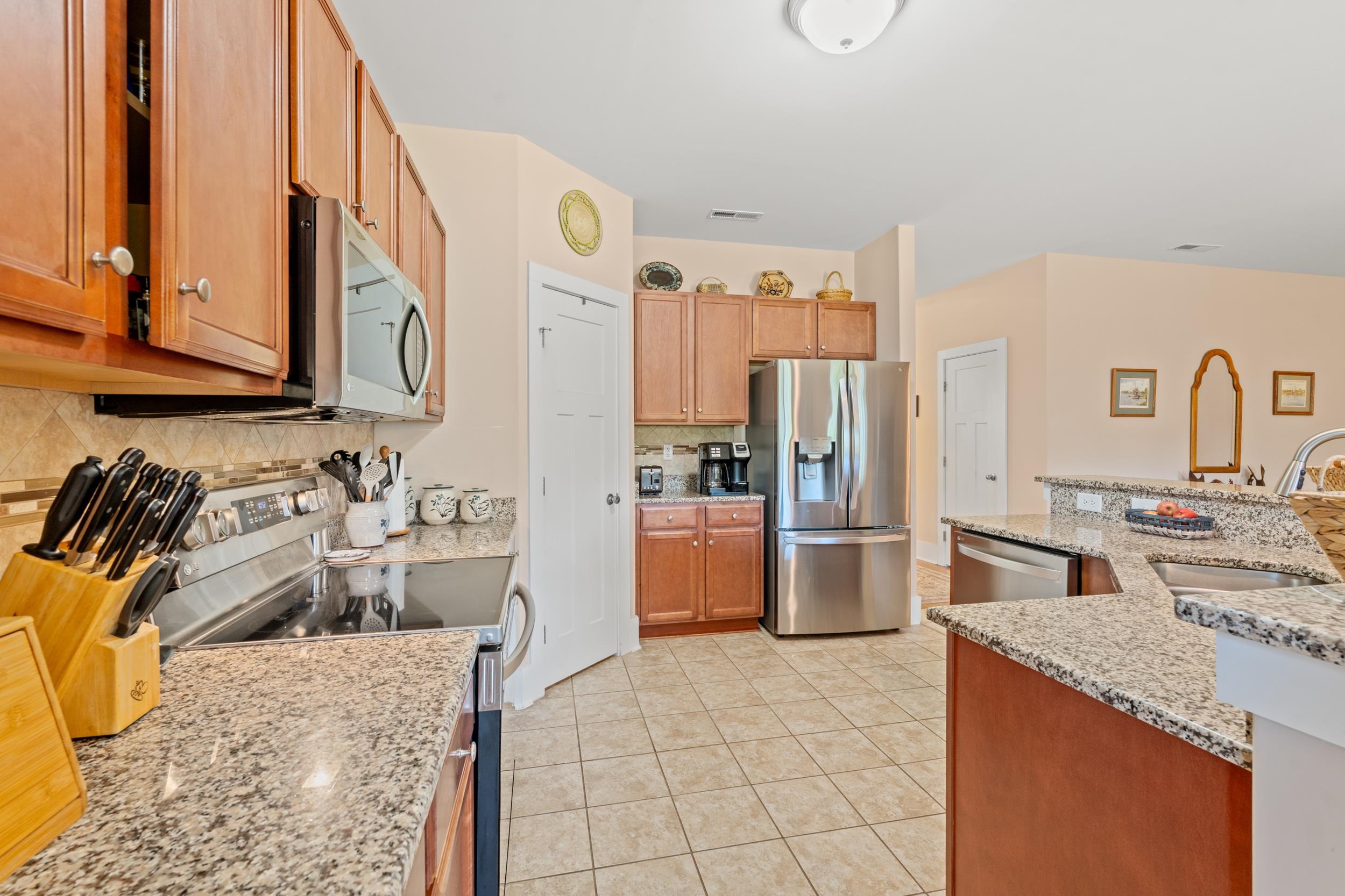 416 Retriever Court Murrells Inlet, SC 29576 - Photo 13 of 49