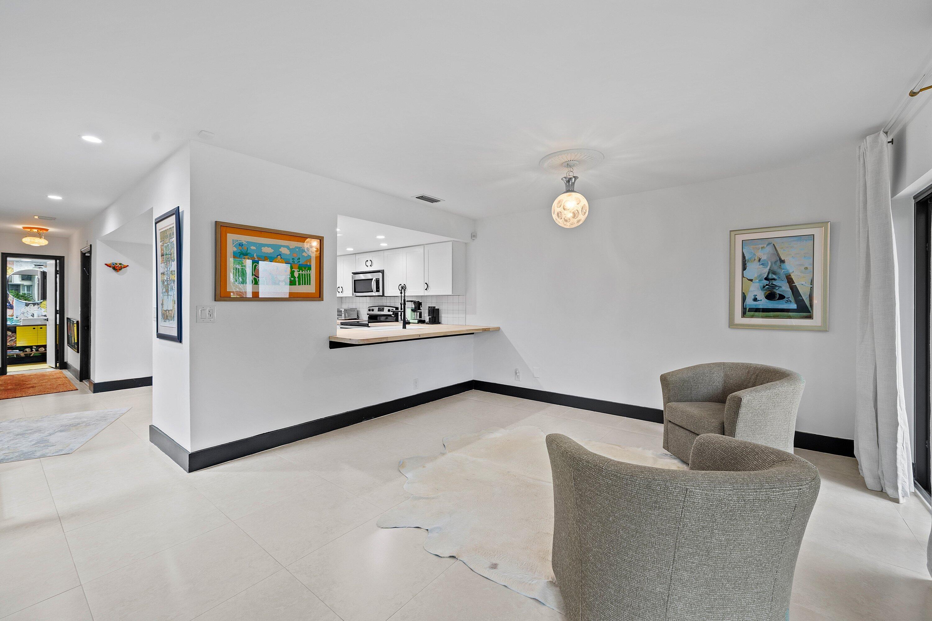 6096 Glendale Drive Boca Raton, FL 33433 - Photo 20 of 60 Dinning 2