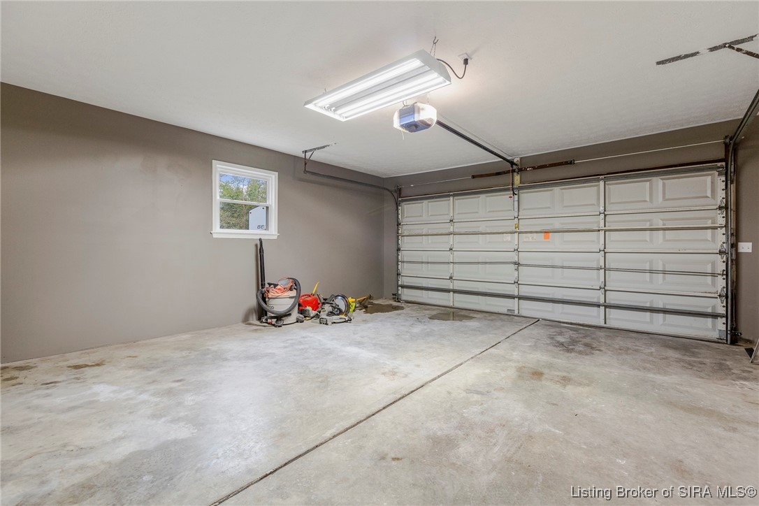 6644 Old Vincennes Road Floyds Knobs, IN 47119 - Photo 29 of 33