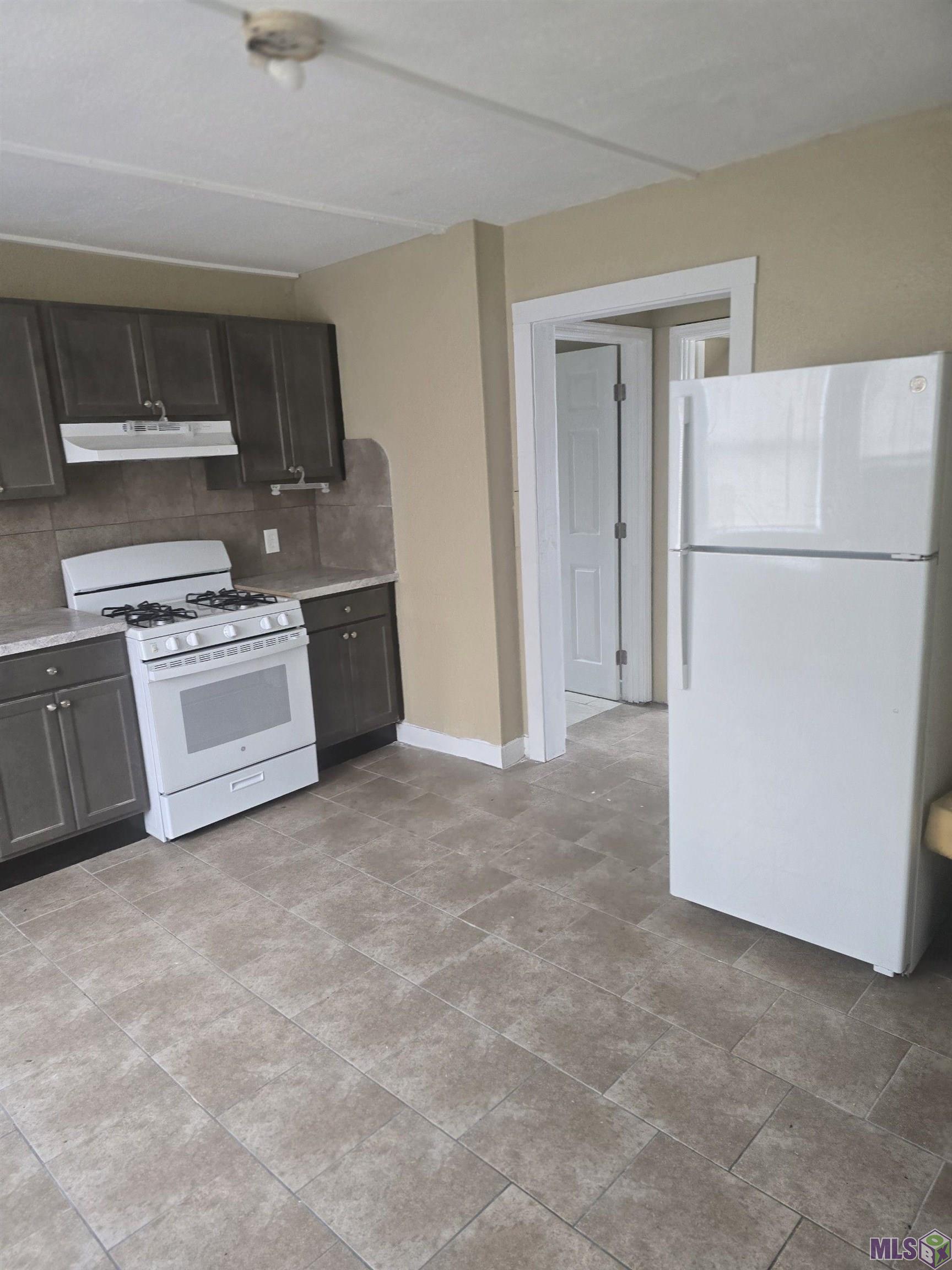 3131 Dayton Street, Unit B Baton Rouge, LA 70805 - Photo 3 of 11