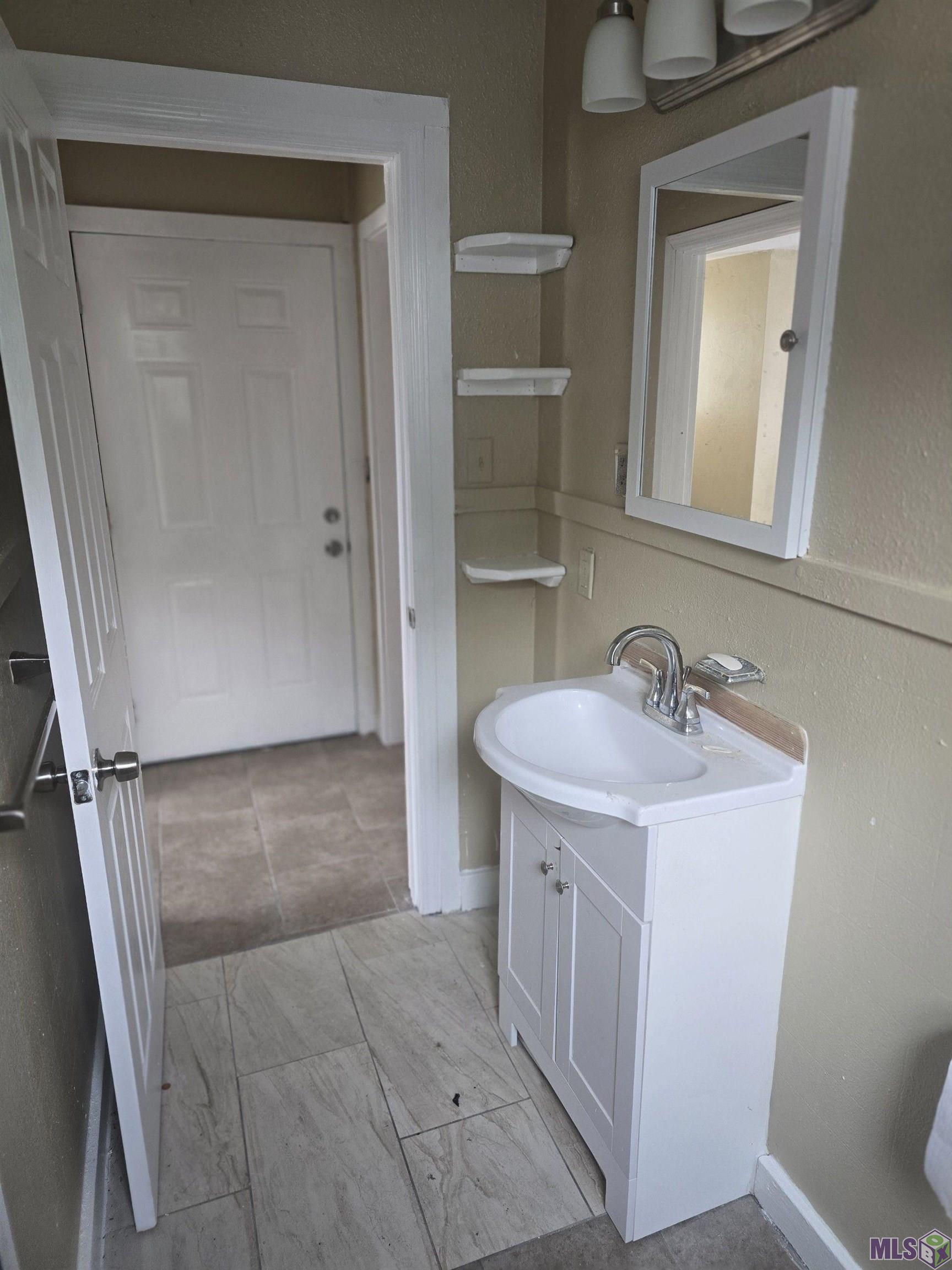 3131 Dayton Street, Unit B Baton Rouge, LA 70805 - Photo 6 of 11