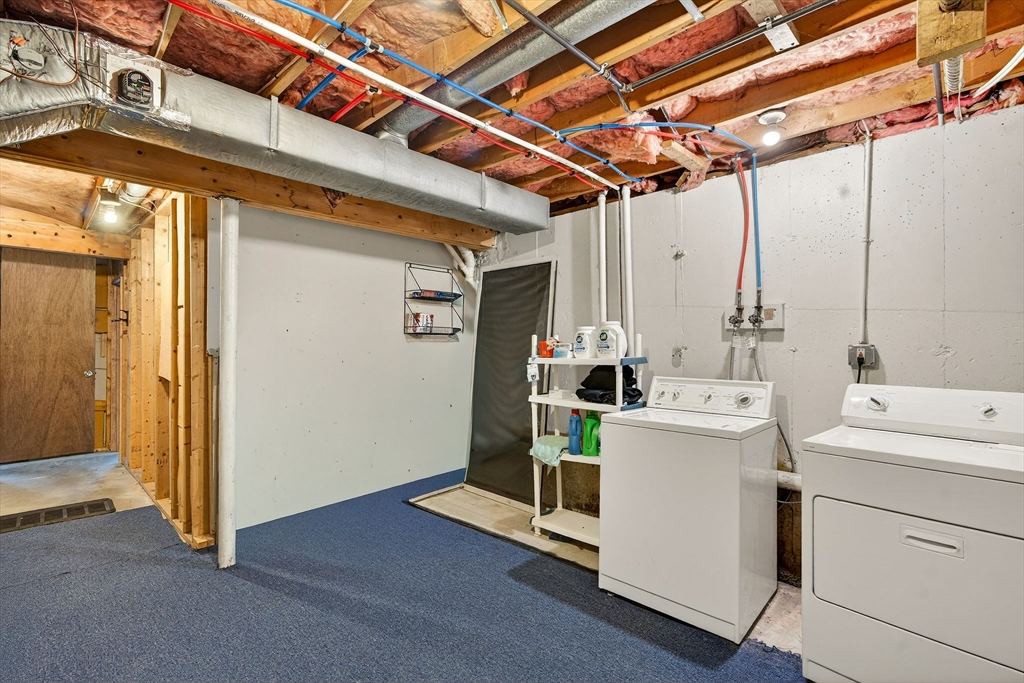 61 Fox Meadow Road, Unit A Leominster, MA 01453 - Photo 28 of 38 a utility room with dryer and washer