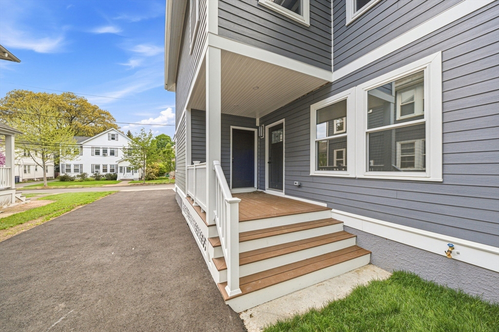 54 Rangeley Road, Unit 54 Newton, MA 02465 - Photo 35 of 41