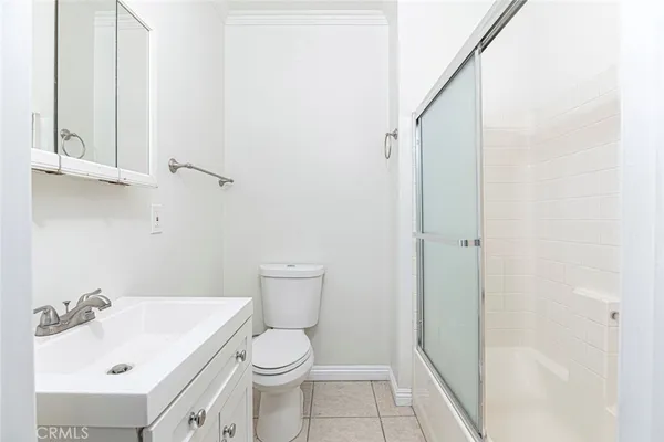 $1,495 | 14319 Tiara Street, Unit 2, Van Nuys, CA 91401