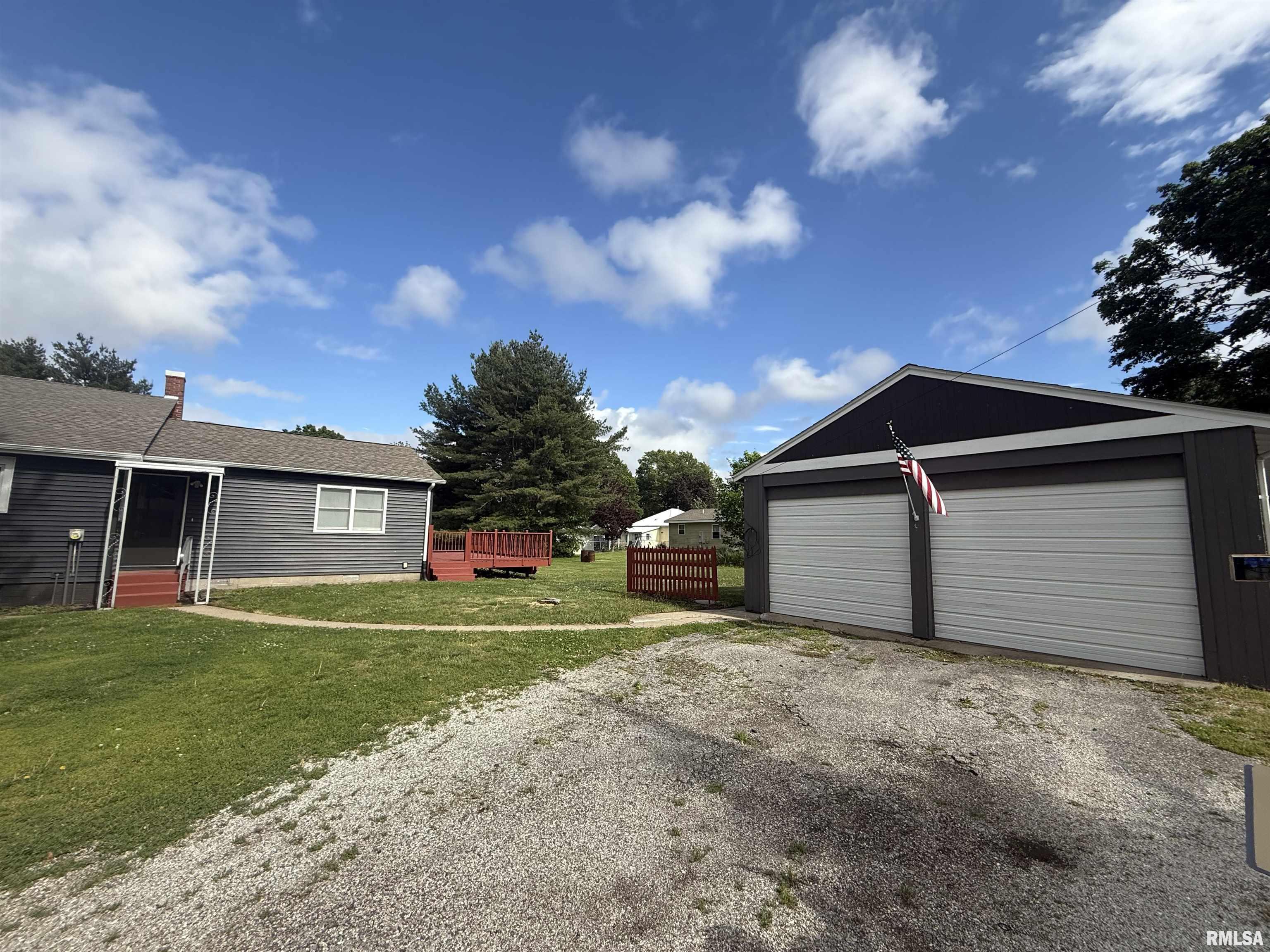 130 East Maple Street Roseville, IL 61473 - Photo 36 of 41